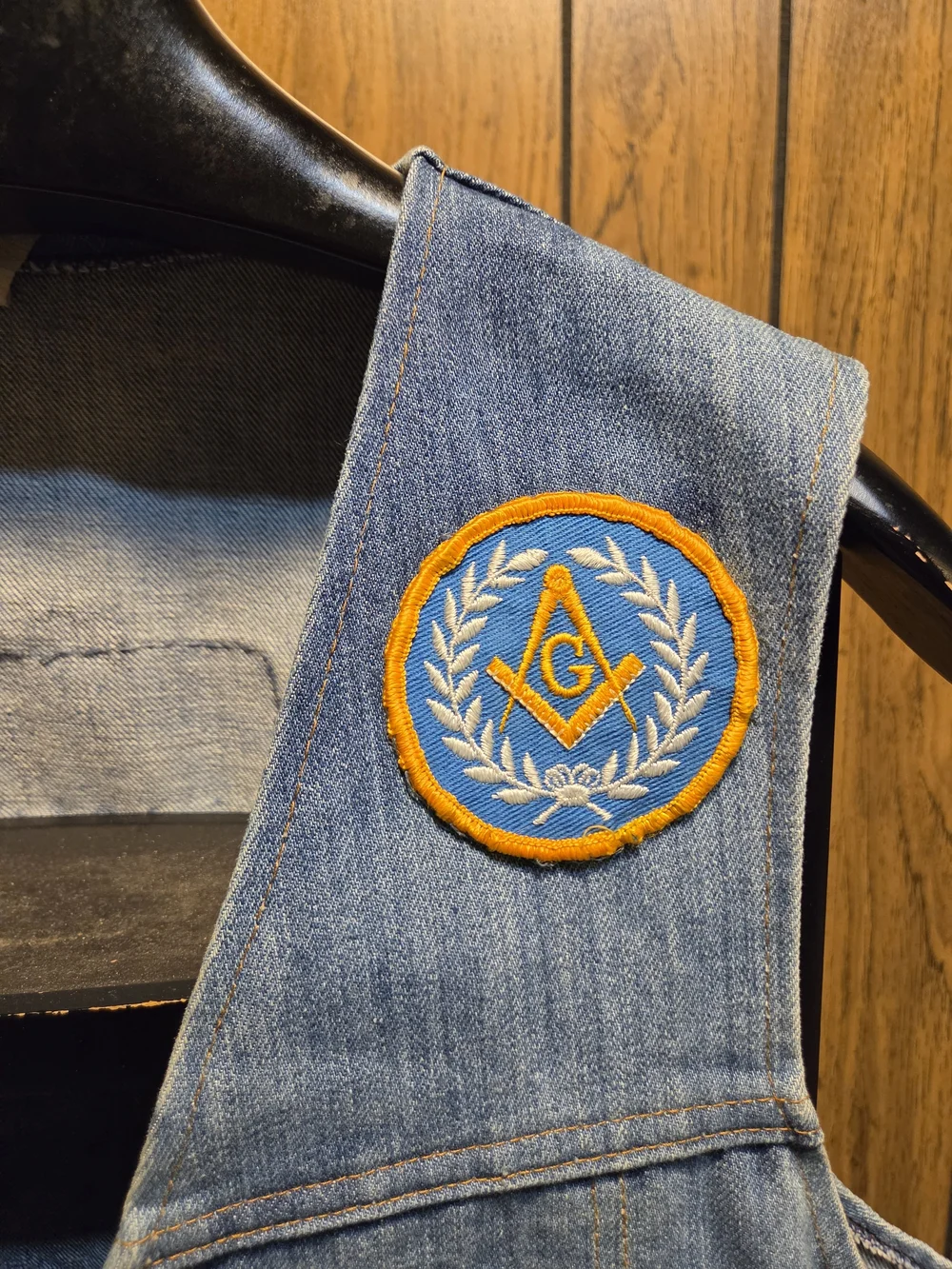 Vintage 70s Denim Vest With 11 Patches Masons Outdoor Hunting Fishing Large